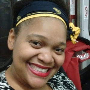 Meet your Posher, Naomy